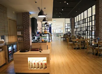 EL MONDO CAFÉ