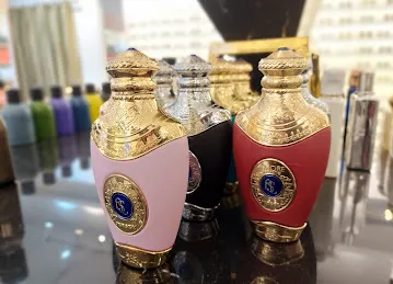 Elegance Style Perfumes And Gifts - Dalma Mall | الجانس ستايل للعطور والهدايا - دلما مول