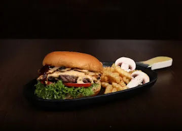 Emerald Restaurant ( Karama )