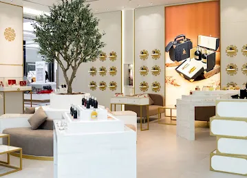 Emirates Pride Perfumes Makani Zakher Shopping Centre | فخر الامارات للعطور