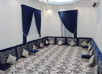 Emirati Curtain