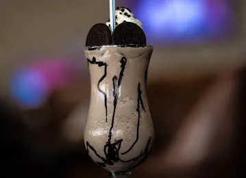 Enjoy Time Shisha Cafe مقهى انجوي تايم
