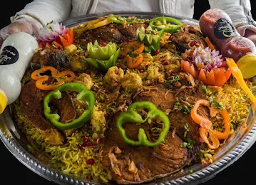 Eshat awoal restaurant hili al nayfa | مطعم عيشة اول هيلي النايفة