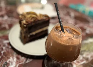 Evan Bakery