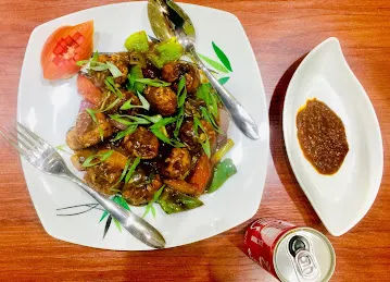 EVEREST FOODLAND RESTAURANT & CAFE