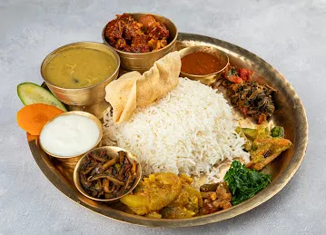 Everest momo