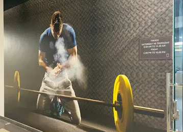 EVOLVE HQ FITNESS