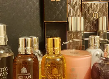 Excellence star saloon