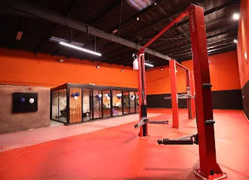 Extra Miles Garage