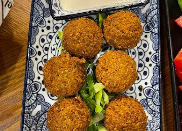 Falafel Al-Zaeem