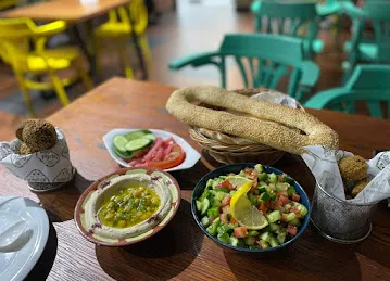 Falafel Al-Zaeem