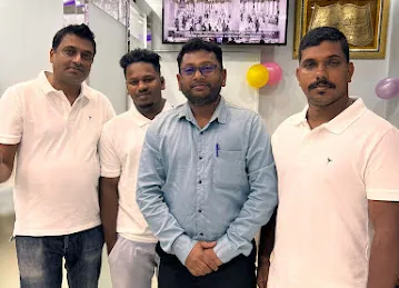 Falcom Tyeb Gents Salon