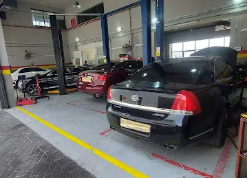 FANCY AUTO GARAGE