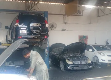 farhad ihsan garage