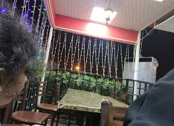 Farhat Resturant And Cafeteria
