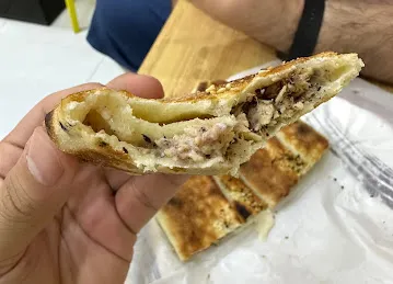 Fatayer Ala Al Tayer Cafeteria And Restaurant