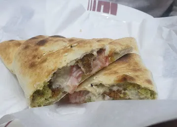 Fatayer Ala Al Tayer Cafeteria And Restaurant