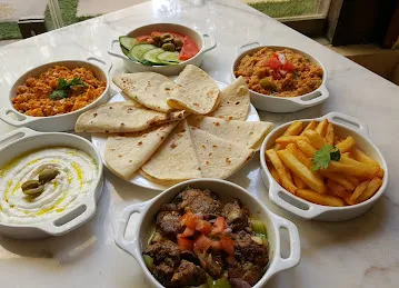 Finyaal Cafe