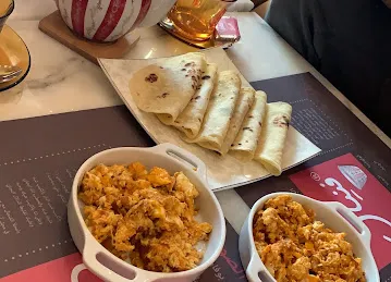 Finyaal Cafe