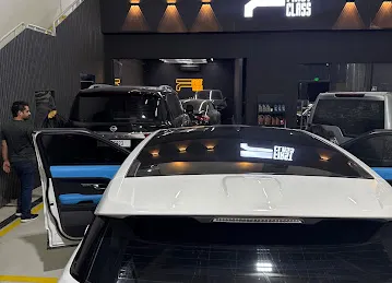 FIRST CLASS GARAGE