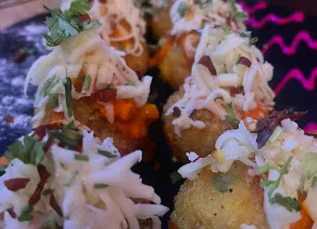 Fisherman's Hub - Royal Ascot Hotel