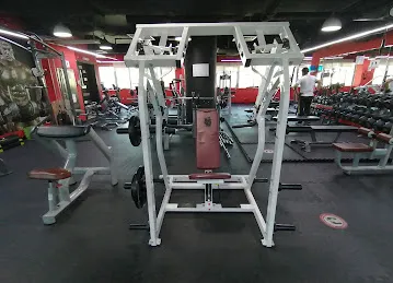 Fitness World Gym