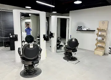 FIX8 GENTS SALON