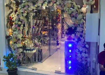 Flower Cart Dubai