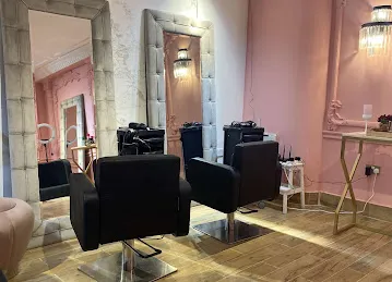 فلورال بيوتي لاونج floral Beauty Lounge