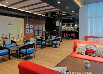 Focus Bar - Hyatt Place Dubai Jumeirah