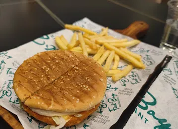Food Bay Restaurant