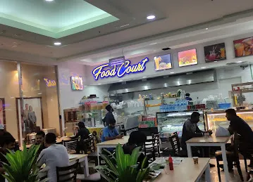 Food Court