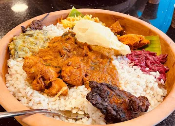 FOOD HOUSE RESTAURANT (AL KARAMA)
