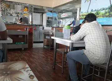Food & Smile Restaurant & Grill