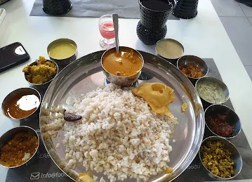 Food Traveller Restaurant