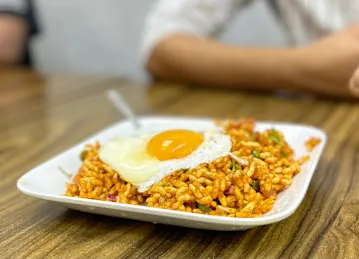 FoodX Cafe( charumuru deira)