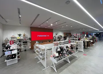 Forever 21 - Galleria Mall