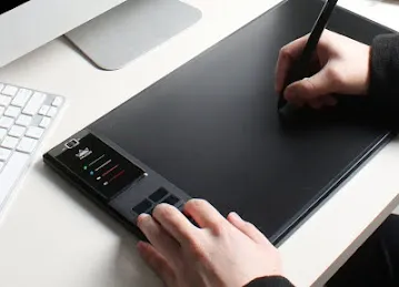 Freelance Graphic Designer
