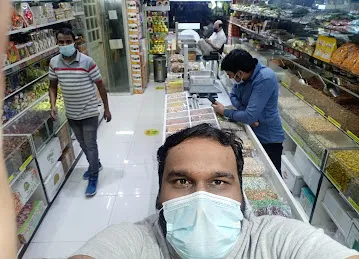 Fresh & Best CHOC & NUTS L.L.C.