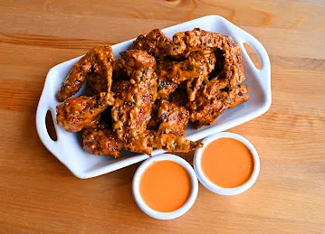 FRISPY Smash Burgers & Buttermilk Fried Chicken.
