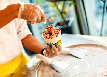 Frollys Ice Cream Roll