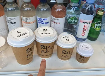 浮奶茶店
