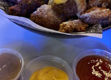 G&Go Grill and Go Burgers Wings and Fries