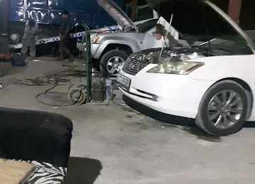 Garage Hakeem Ras Al Khoor