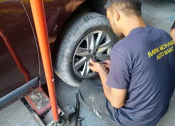 Garage Mechanic Car Repair Rayan Mohamed - ميكانيكي جراج ريان محمد لصيانة السيارات