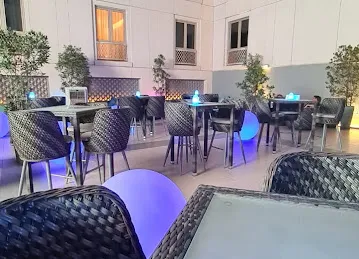 Garden Lounge