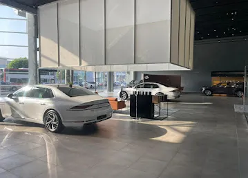 Genesis Showroom - Deira معرض جينيسيس - ديرة