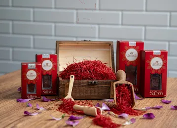 Ghaaneh Saffron | زعفران قانع
