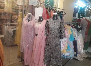 GLAMOUR STITCH TRADING LLC