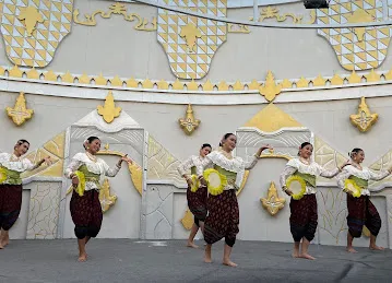 Global Village 1